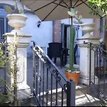 A Casa Di Ludo - Apartments & Short Lets