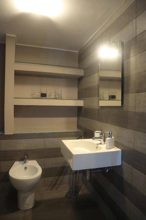 A Casa Di Ludo - & Short Lets Appartement Catane